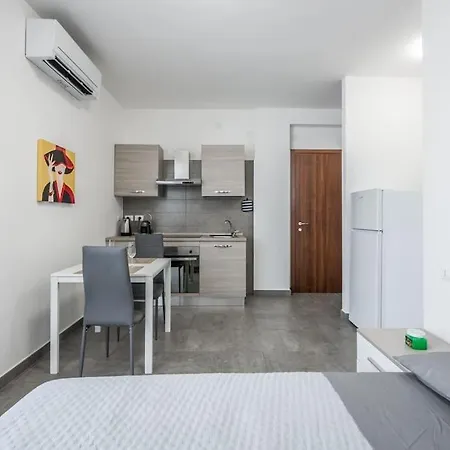 Apartment Minimal Design